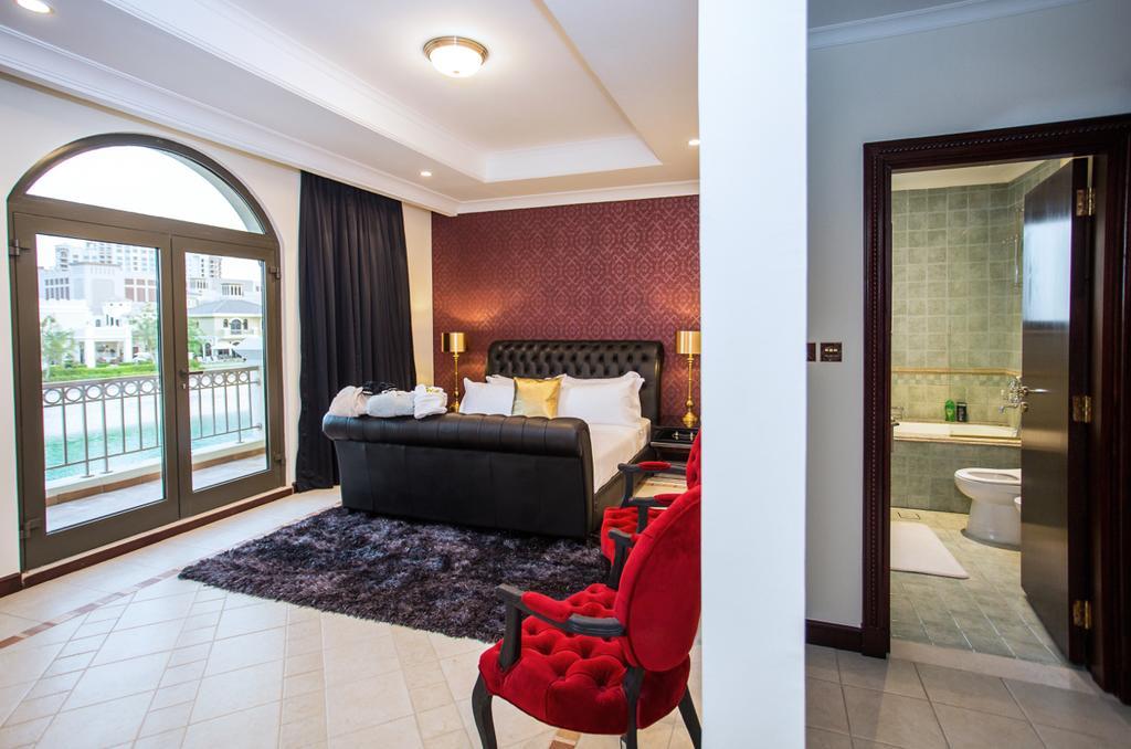 دبي Five Bedroom Villa With Private Beach - The Palm المظهر الخارجي الصورة